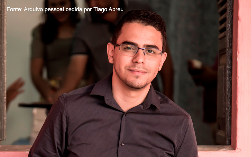 Comunicação e autismo de mãos dadas: conheça a história de Tiago Abreu